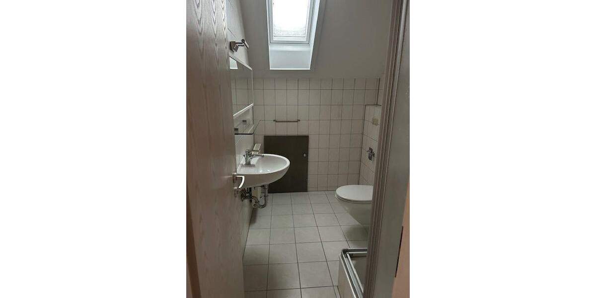 Etagenwohnung Ilmenau - 2 Zimmer, 54 m&sup2;, 480&euro; | Angebot:25772228