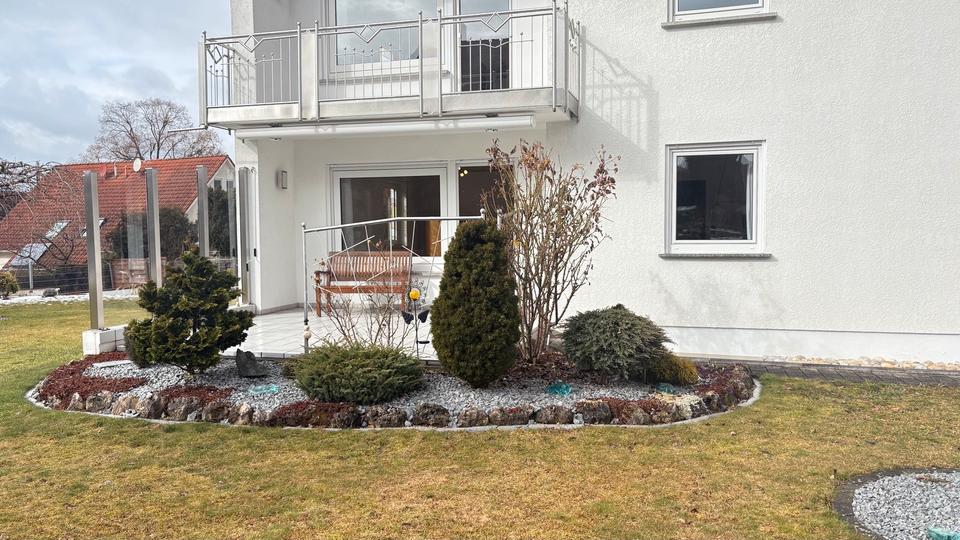 Erdgeschoßwohnung Abenberg - 3 Zimmer, 93 m&sup2;, 800&euro; | Angebot:25173887