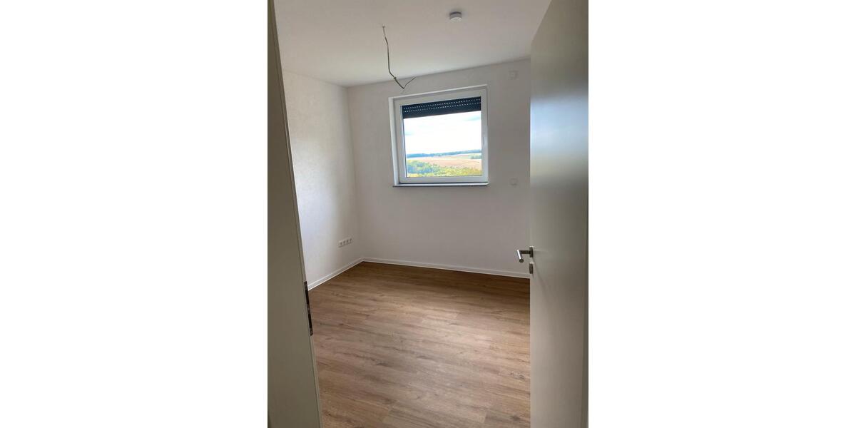 Erdgeschoßwohnung Kirtorf - 4 Zimmer, 85 m&sup2;, 850&euro; | Angebot:26327872