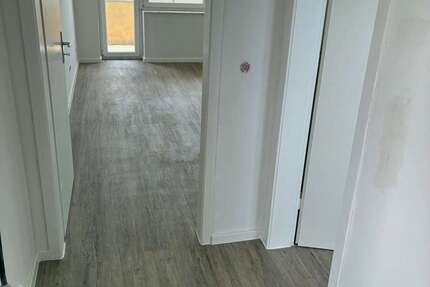 Wohnung Neuss Vogelsang - 3 Zimmer, 68 m&sup2;, 489&euro; | Angebot:27248904