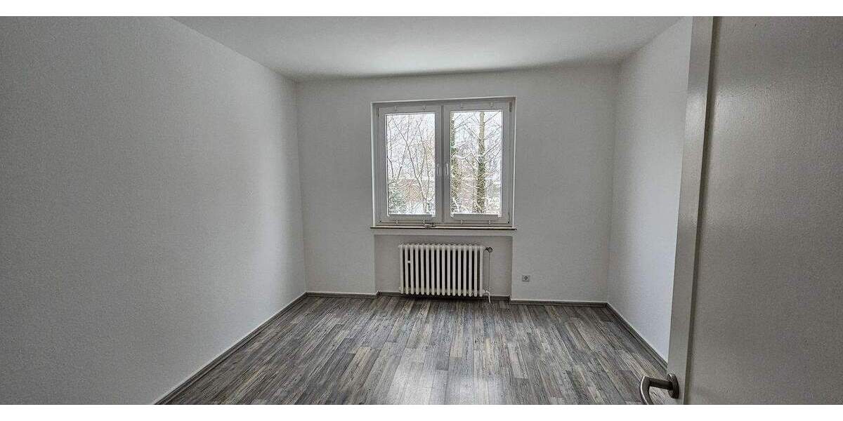 Etagenwohnung Gummersbach - 3 Zimmer, 81 m&sup2;, 725&euro; | Angebot:26015186