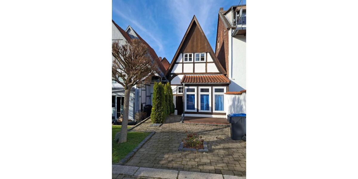 Einfamilienhaus Lemgo - 5 Zimmer, 115 m&sup2;, 750&euro; | Angebot:25551418