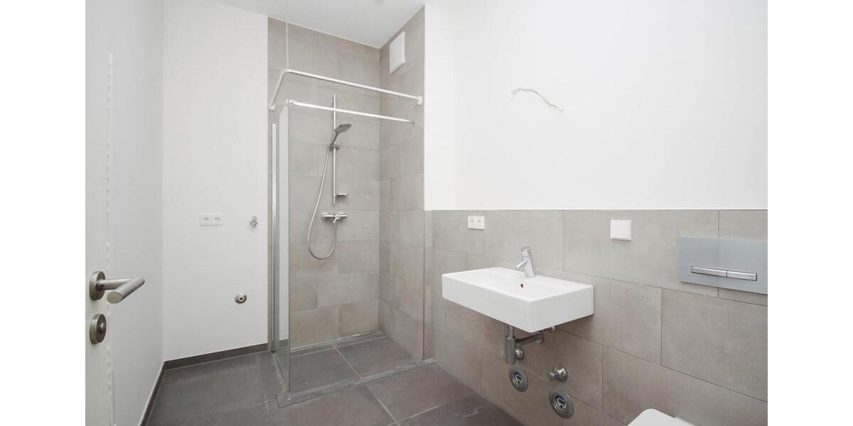 Etagenwohnung Düsseldorf Pempelfort - 5 Zimmer, 134 m&sup2;, 2.600&euro; | Angebot:24803545