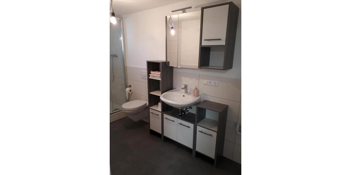 Erdgeschoßwohnung Rottenburg am Neckar - 2.5 Zimmer, 67 m&sup2;, 1.020&euro; | Angebot:24981177