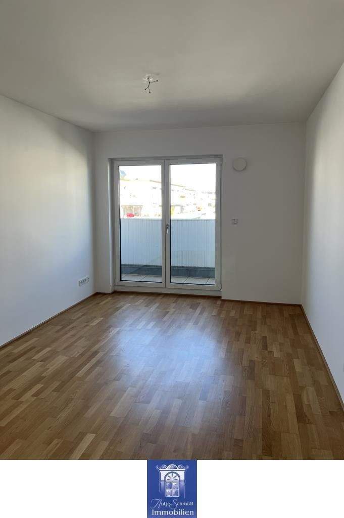 Ihr neuer Lieblingsplatz! Großer Balkon, zwei Bäder, Sauna, EBK, Fußbodenheizung! 4 zimmer