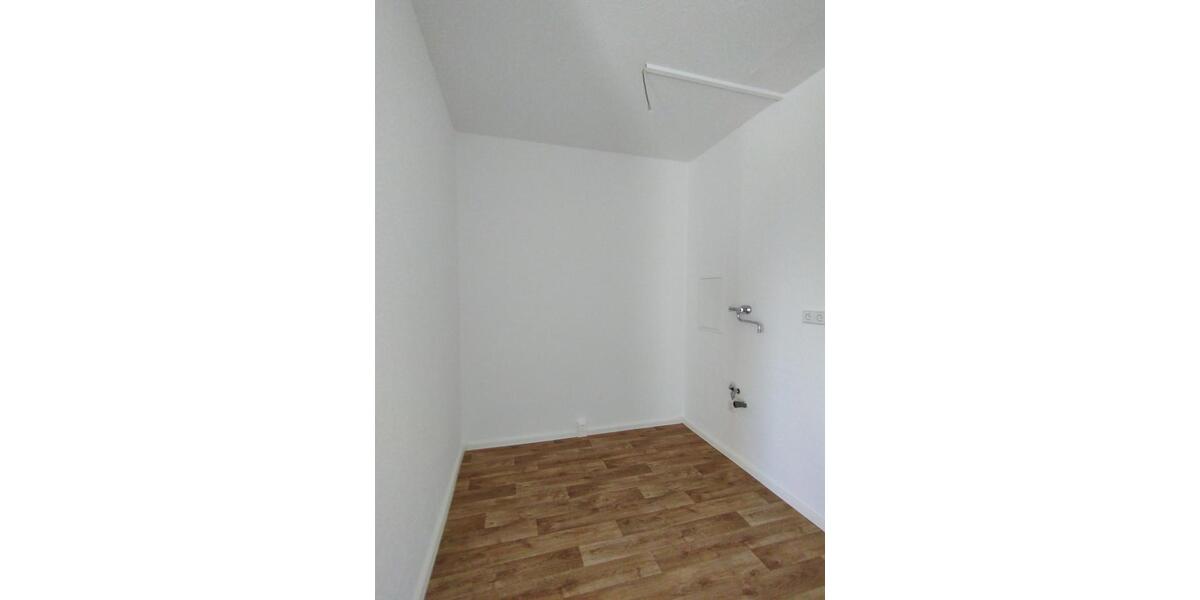 Dachgeschoßwohnung Annaberg-Buchholz Buchholz - 3 Zimmer, 66 m&sup2;, 389&euro; | Angebot:23280054