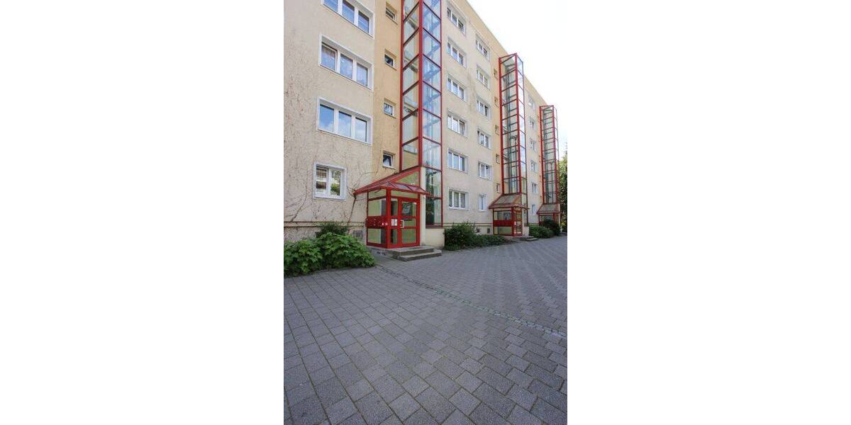 Etagenwohnung Gera Lusan - 3 Zimmer, 70 m&sup2;, 410&euro; | Angebot:26319114
