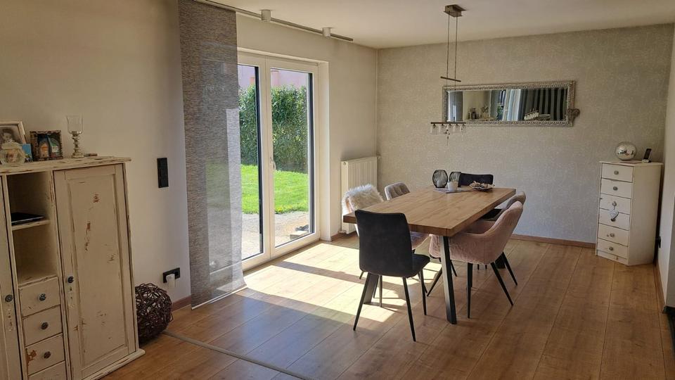 Erdgeschoßwohnung Bad Schwalbach - 2 Zimmer, 130 m&sup2;, 1.350&euro; | Angebot:26577808