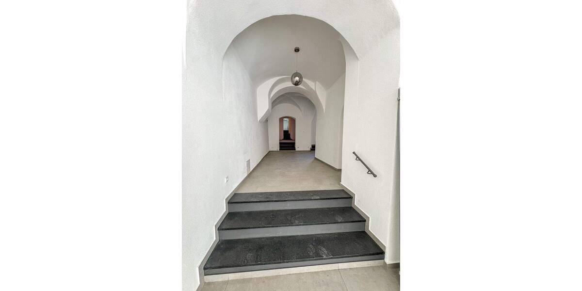 Gewerbeobjekt Schwarzenberg Hofgarten - 5 Zimmer, 1.800&euro; | Angebot:25744566