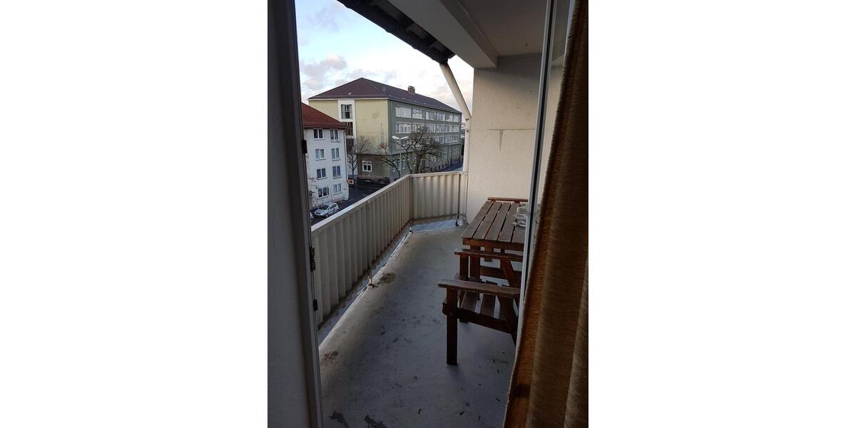 Wohnen auf Zeit Kassel - 4 Zimmer, 80 m&sup2;, 120&euro; | Angebot:24678407