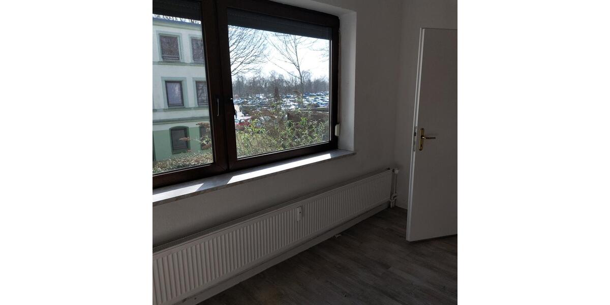 Etagenwohnung Flensburg - 5 Zimmer, 100 m&sup2;, 1.100&euro; | Angebot:25841223