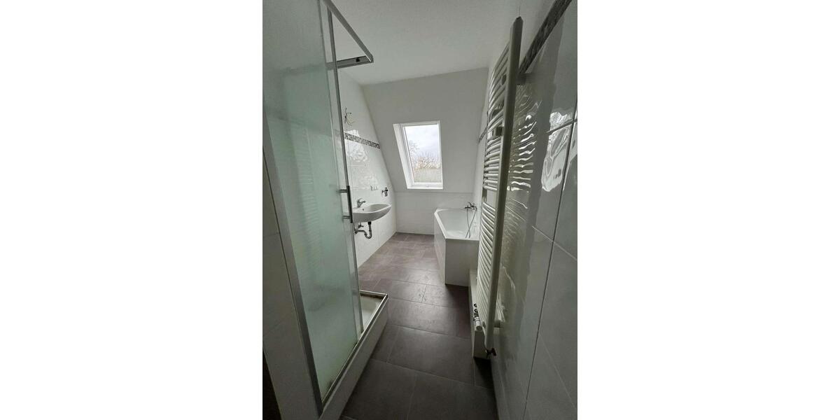 Sehr helle 2-Raum Wohnung mit großem Balkon in Zeuthen 2 zimmer