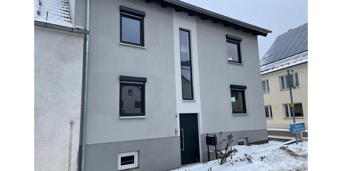Dachgeschoßwohnung Buchdorf - 2 Zimmer, 62 m&sup2;, 690&euro; | Angebot:24837323