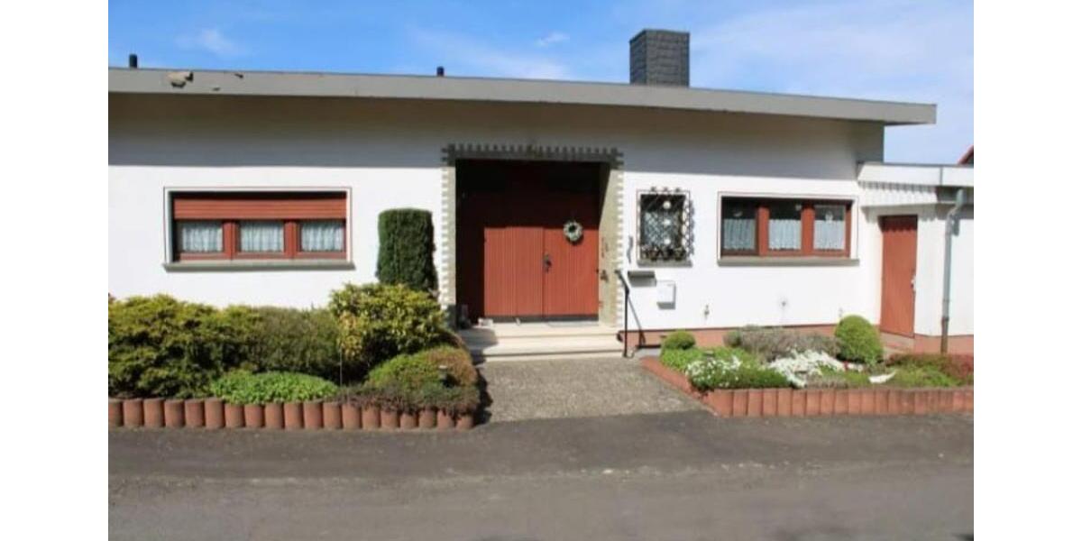 Einfamilienhaus Gemünden (Felda) - 7 Zimmer, 250 m&sup2;, 1.200&euro; | Angebot:24788874