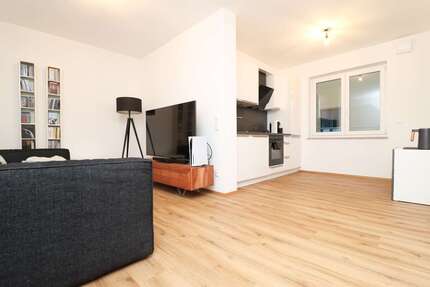 Wohnung Landshut Landshut-West - 2 Zimmer, 77 m&sup2;, 980&euro; | Angebot:24973957