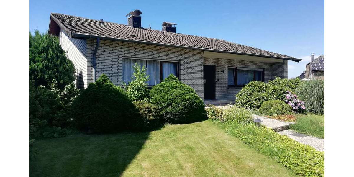 Einfamilienhaus Heinsberg - 4 Zimmer, 120 m&sup2;, 1.080&euro; | Angebot:27442091