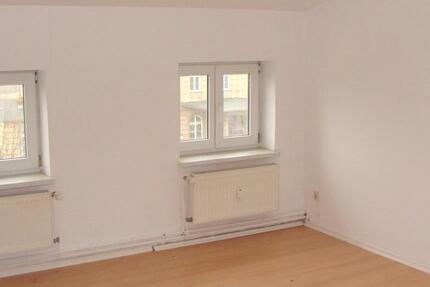 Wohnung Demmin - 2 Zimmer, 55 m&sup2;, 285&euro; | Angebot:26071719