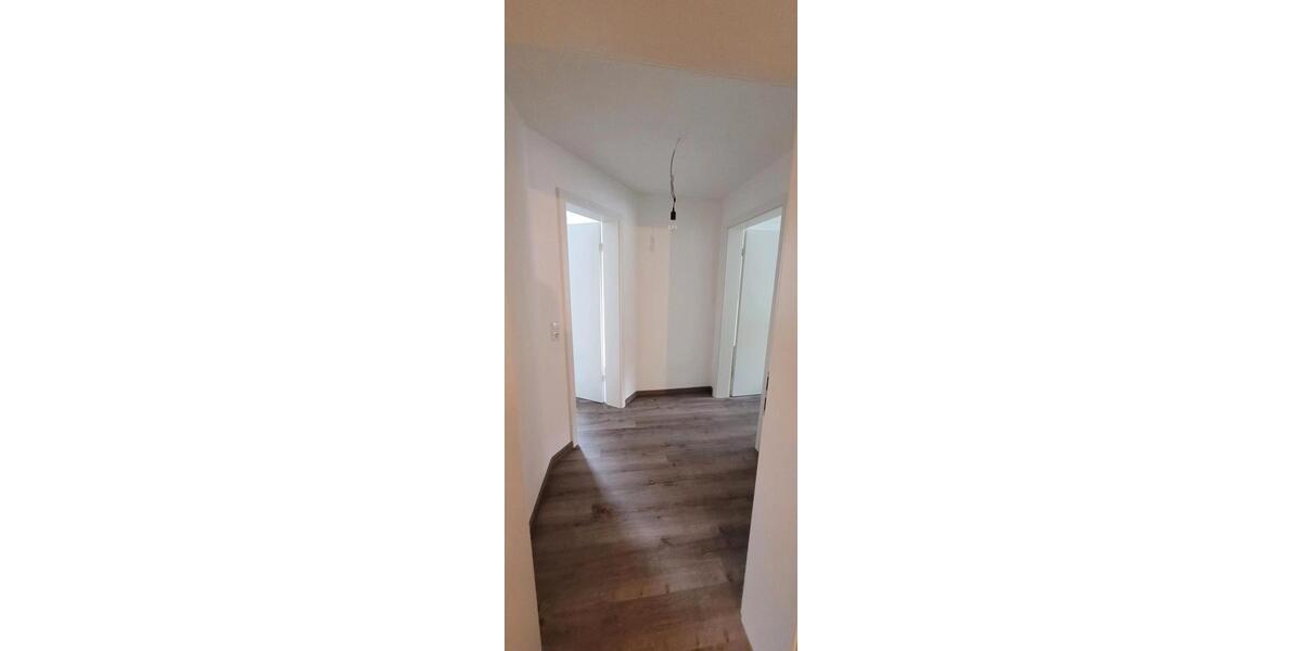 Erdgeschoßwohnung Maxhütte-Haidhof Haidhof - 4 Zimmer, 82 m&sup2;, 900&euro; | Angebot:26639949