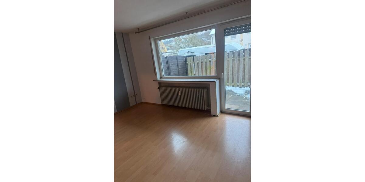 Etagenwohnung Halle - 2 Zimmer, 70 m&sup2;, 780&euro; | Angebot:24630168