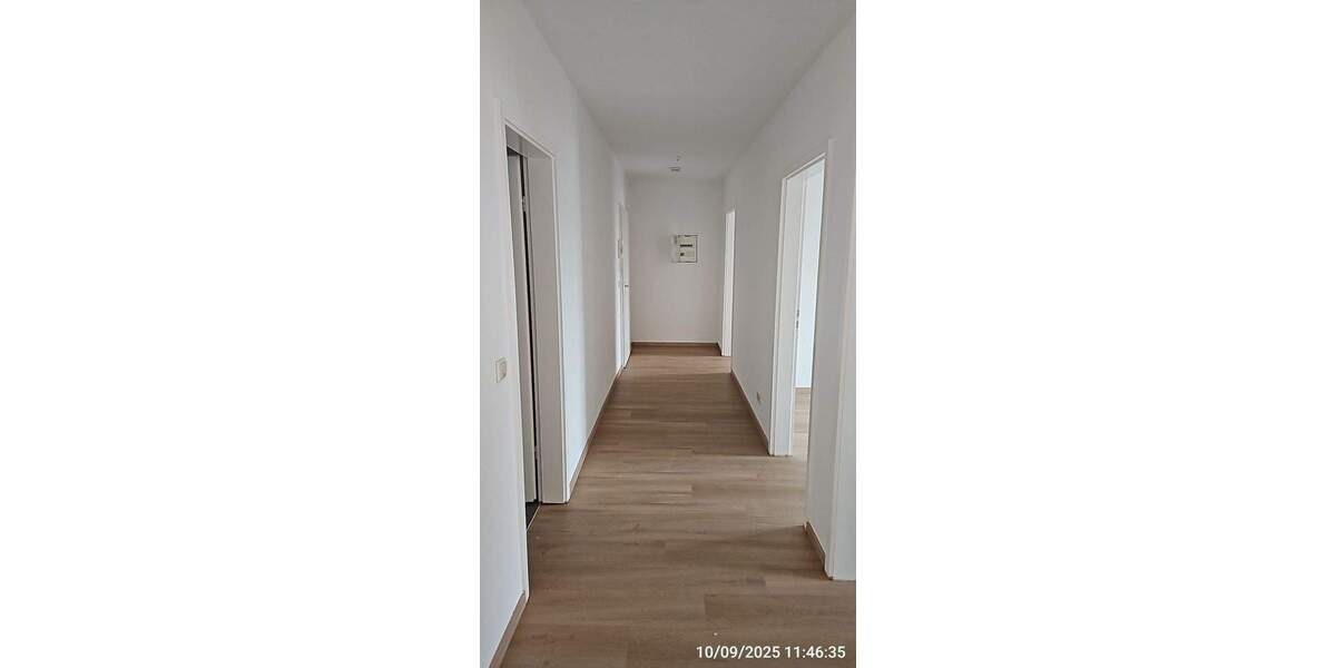 Etagenwohnung Magdeburg Sudenburg - 3 Zimmer, 66 m&sup2;, 585&euro; | Angebot:26740655