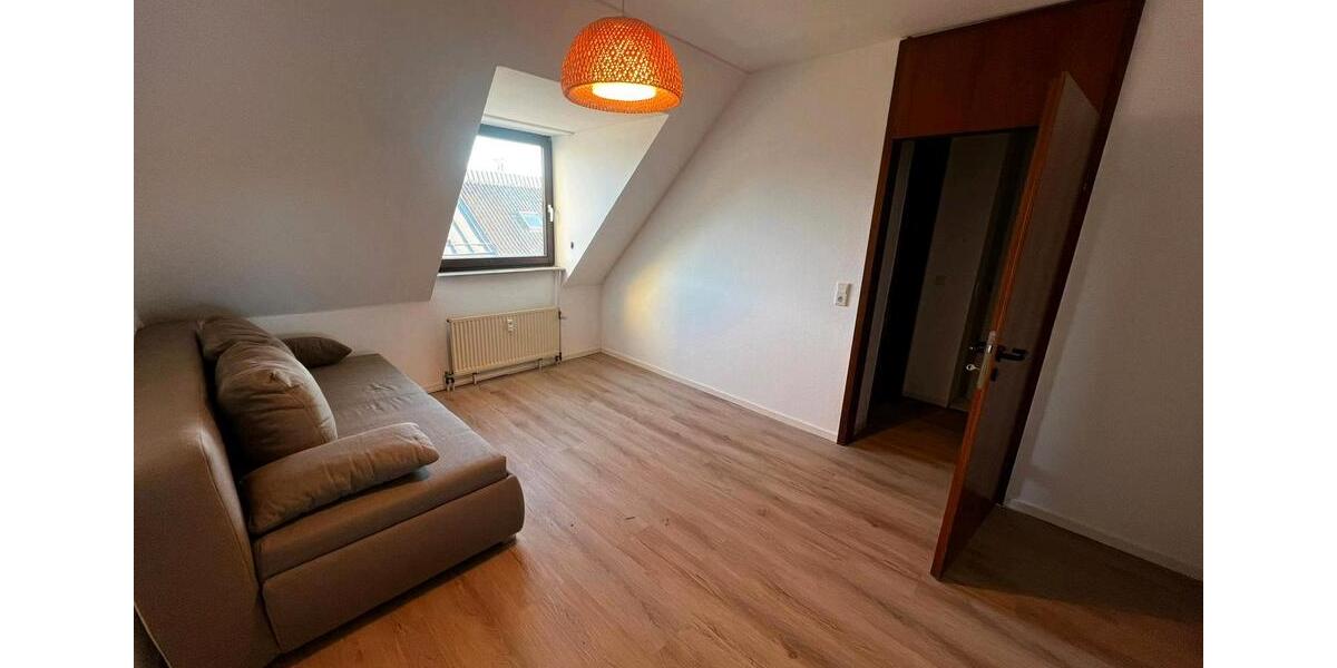 City-Lage 4 Zimmer-Maisonettewohnung- 4 Zimmer Wohnung 4 zimmer