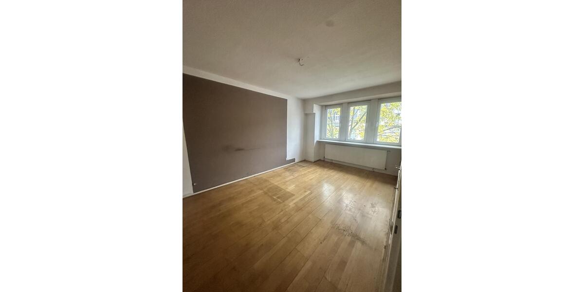 Etagenwohnung Wuppertal Gemarkung Langerfeld - 4 Zimmer, 107 m&sup2;, 860&euro; | Angebot:25648690