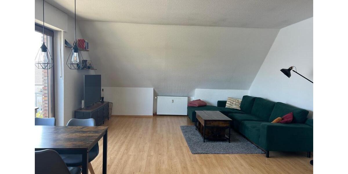 Dachgeschoßwohnung Bornheim - 2.5 Zimmer, 90 m&sup2;, 855&euro; | Angebot:26515567