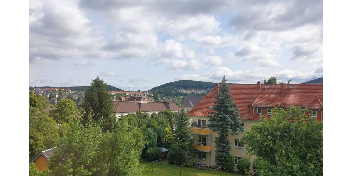 Etagenwohnung Aue - 4 Zimmer, 80 m&sup2;, 330&euro; | Angebot:25984873