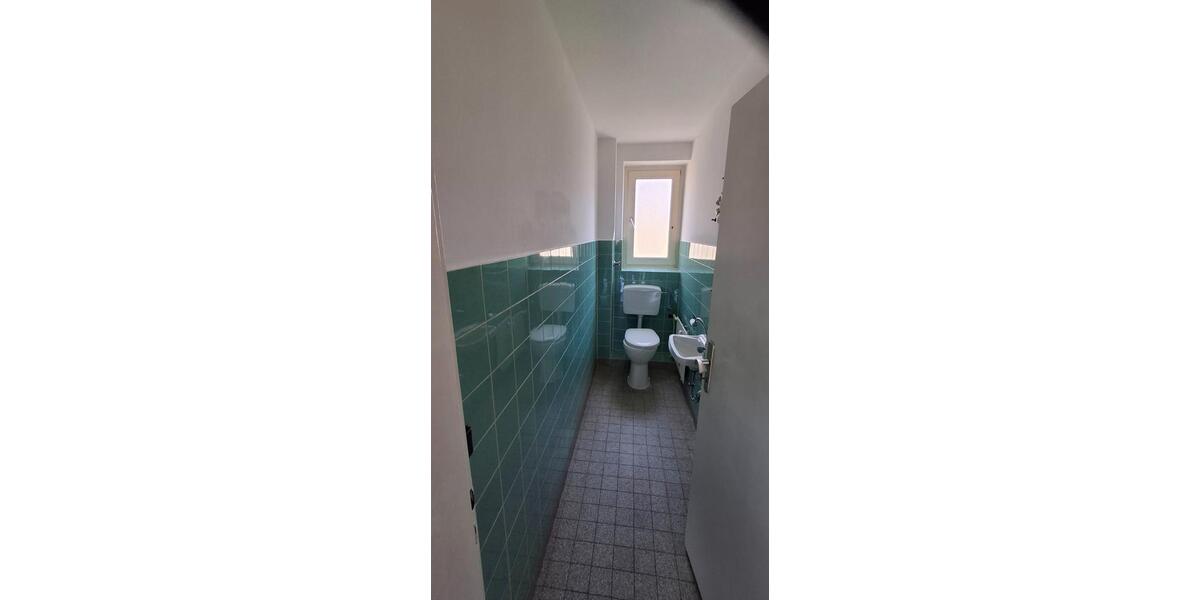 Etagenwohnung Tönisvorst - 2 Zimmer, 69 m&sup2;, 690&euro; | Angebot:26060254