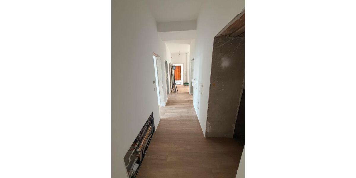 Wohnen auf Zeit Augsburg Innenstadt - 5 Zimmer, 90 m&sup2;, 550&euro; | Angebot:25718427