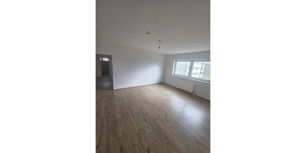 Etagenwohnung Neunkirchen - 3 Zimmer, 75 m&sup2;, 419&euro; | Angebot:25784504