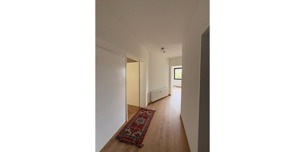 Erdgeschoßwohnung Trier Kürenz - 5 Zimmer, 112 m&sup2;, 1.500&euro; | Angebot:26615788