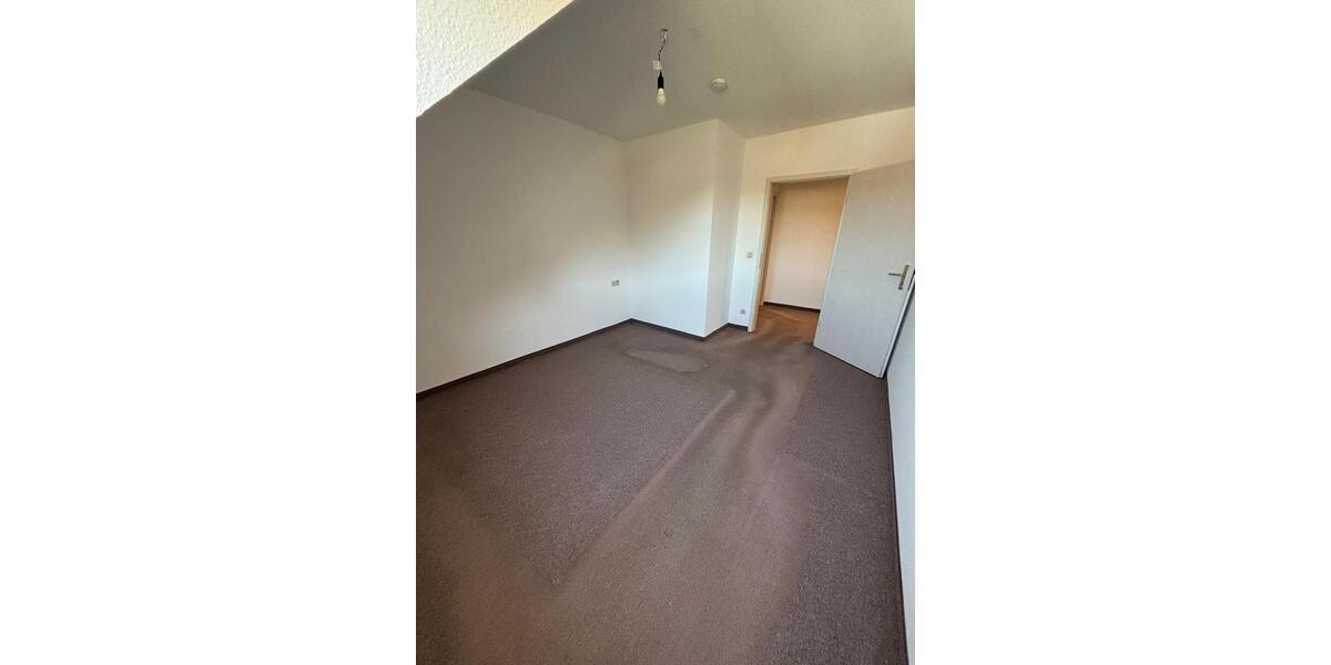 Dachgeschoßwohnung Hildburghausen - 2 Zimmer, 53 m&sup2;, 530&euro; | Angebot:26279344