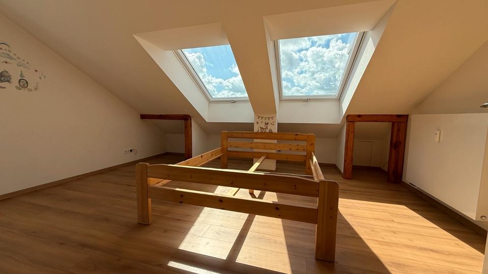 Dachgeschoßwohnung Ebermannstadt - 3 Zimmer, 104 m&sup2;, 1.144&euro; | Angebot:26636181