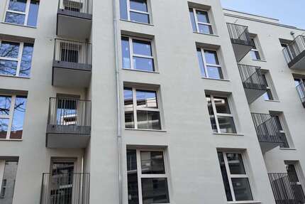 Wohnung Berlin Niederschöneweide - 1 Zimmer, 25 m&sup2;, 577&euro; | Angebot:27052725