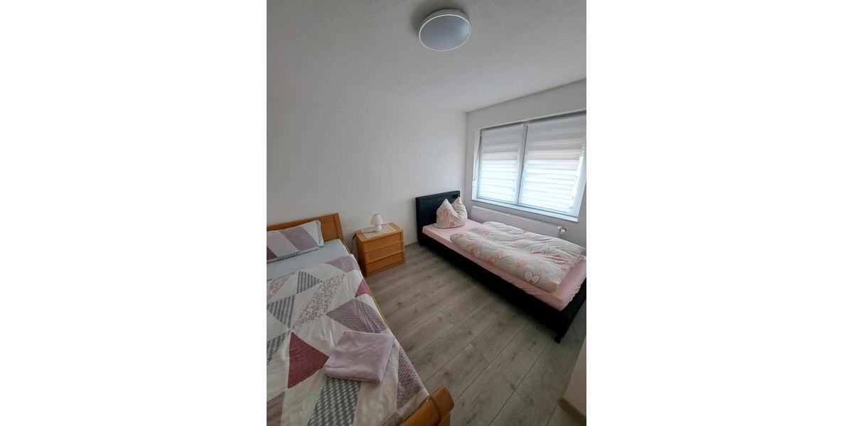 Erdgeschoßwohnung Neufra - 2 Zimmer, 65 m&sup2;, 750&euro; | Angebot:26448681