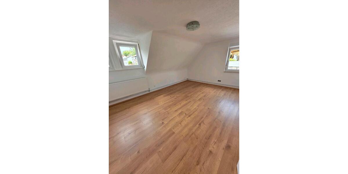 Etagenwohnung Roigheim - 3 Zimmer, 75 m&sup2;, 950&euro; | Angebot:26639129