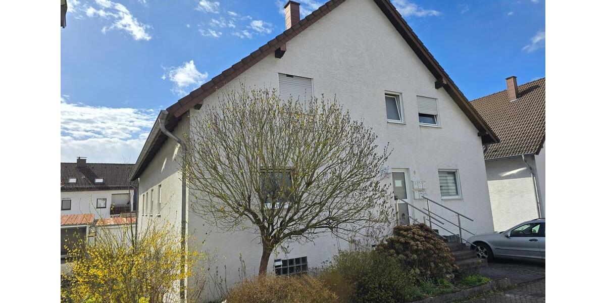 Etagenwohnung Kirkel - 3 Zimmer, 65 m&sup2;, 390&euro; | Angebot:26004557