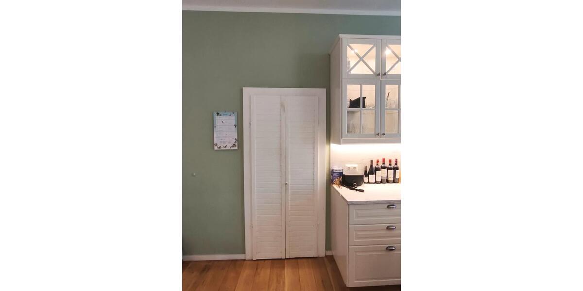 Erdgeschoßwohnung Mönchengladbach - 3 Zimmer, 1.200 m&sup2;, 1.260&euro; | Angebot:24780259