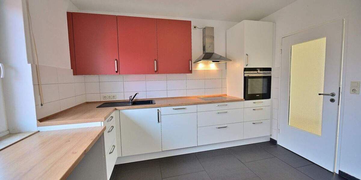 Etagenwohnung Schwabach Limbach - 4 Zimmer, 98 m&sup2;, 980&euro; | Angebot:25096329