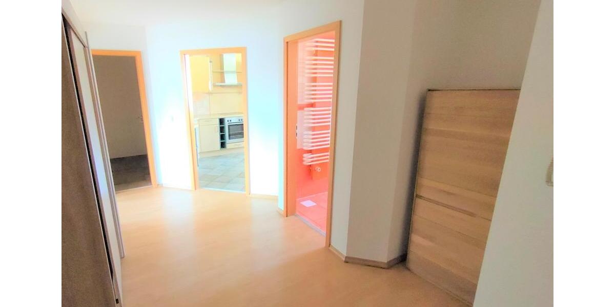 Etagenwohnung Ebersbach-Neugersdorf Neugersdorf - 1 Zimmer, 80 m&sup2;, 450&euro; | Angebot:25646193