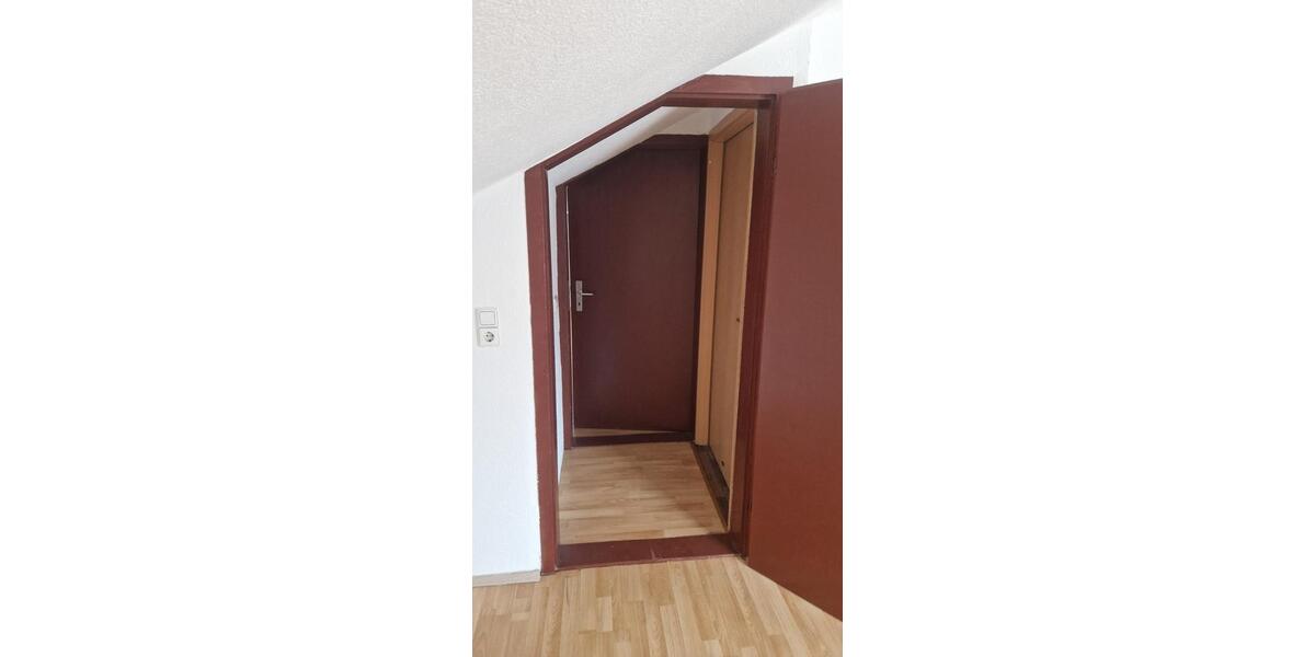 Dachgeschoßwohnung Aalen Ebnat - 3 Zimmer, 58 m&sup2;, 920&euro; | Angebot:24727483