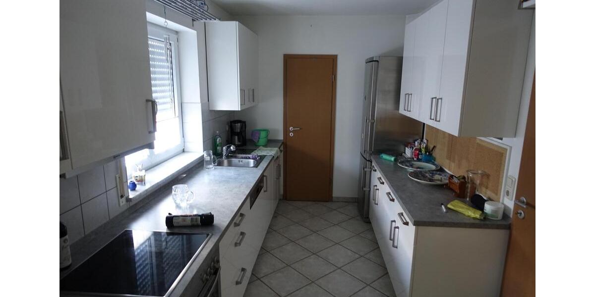 Doppelhaushälfte Bubenreuth - 7 Zimmer, 160 m&sup2;, 2.400&euro; | Angebot:25981382