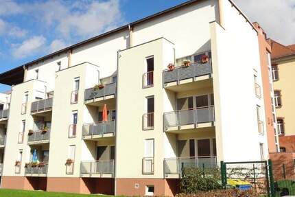 Wohnung Gera Innenstadt - 4 Zimmer, 79 m&sup2;, 495&euro; | Angebot:25561420