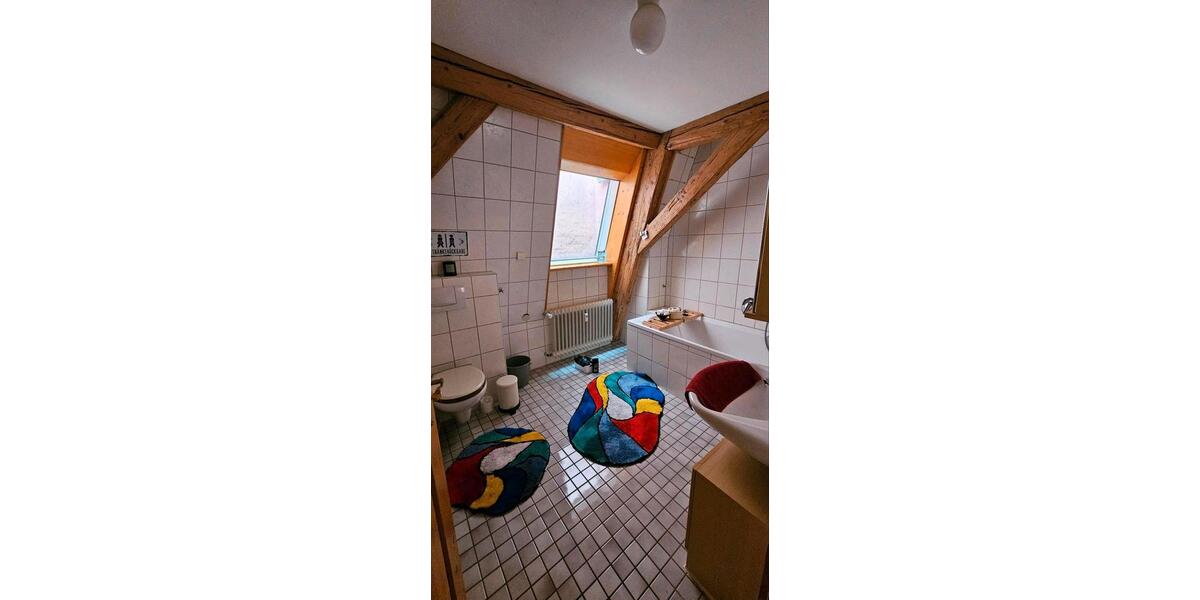 Dachgeschoßwohnung Ulm Donautal - 2.5 Zimmer, 70 m&sup2;, 1.300&euro; | Angebot:26261295