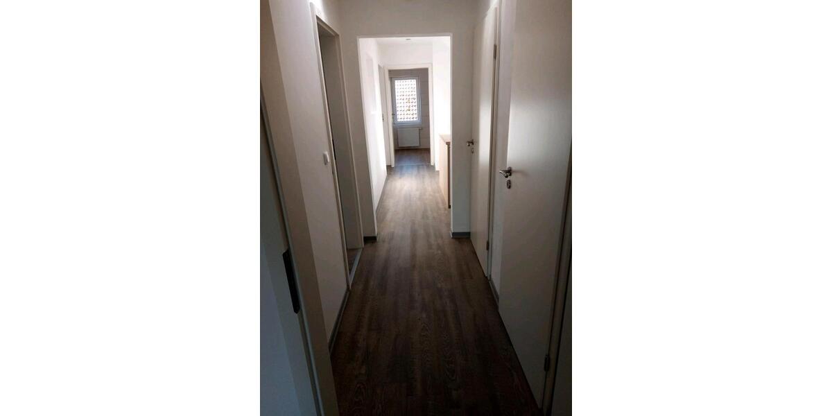 Dachgeschoßwohnung Apen - 3 Zimmer, 70 m&sup2;, 850&euro; | Angebot:25380283