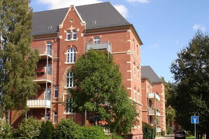 geräumige 3-Zimmer-Wohnung mit Balkon und PKW-Stellplatz 3 zimmer