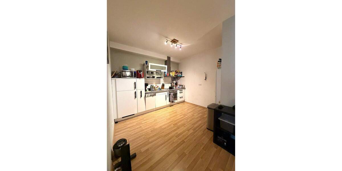 Etagenwohnung Stuttgart / Stuttgart-West West - 3 Zimmer, 105 m&sup2;, 1.250&euro; | Angebot:25746254