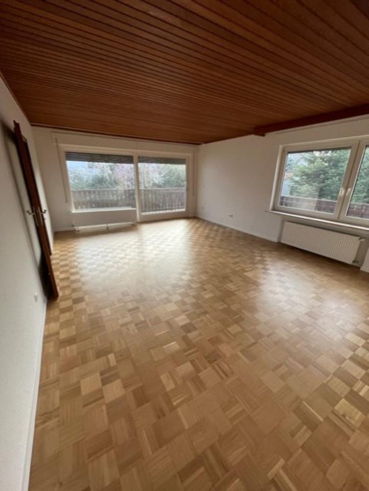 4 Zimmer Wohnung in Roßdorf