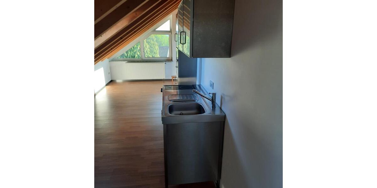 Dachgeschoßwohnung Ellwangen (Jagst) - 1 Zimmer, 30 m&sup2;, 350&euro; | Angebot:26364881